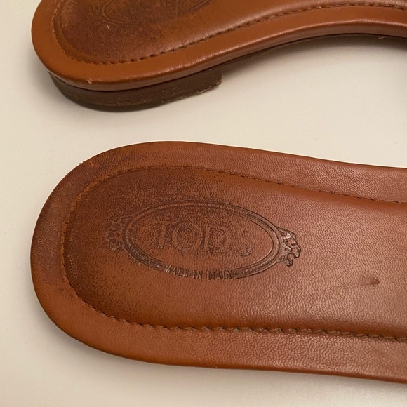 Tod’s leather-trimmed whipstitched suede slides size 38.5 - Picture 6 of 11
